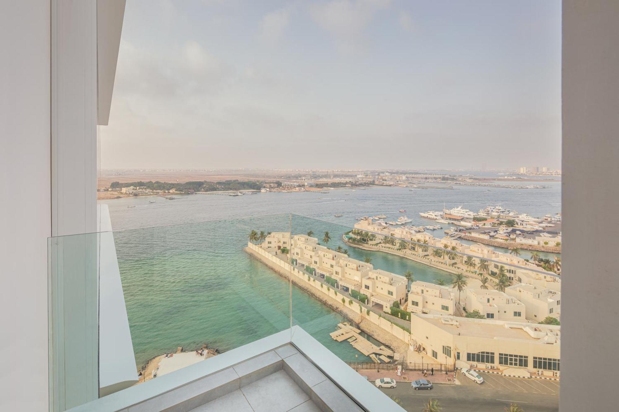Four Points By Sheraton Jeddah Corniche Exterior foto